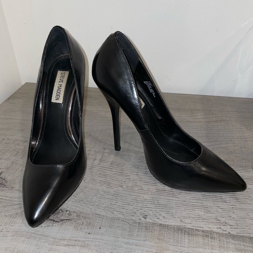 Steve Madden pumps
